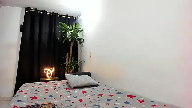 Lia-y-felipe online show from 07.06.26