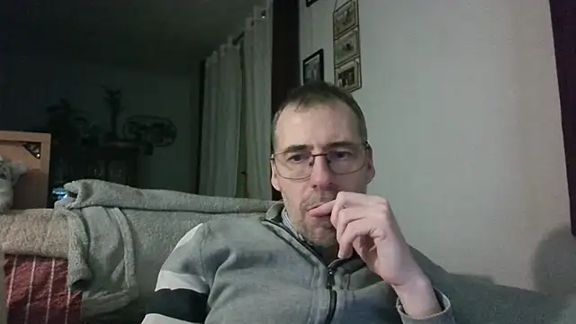 ptitcanard60600 online show from 03.12.26