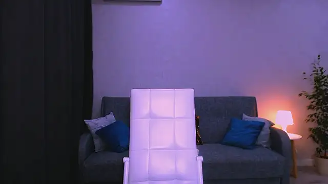 LesleySweet online show from 02.06.26