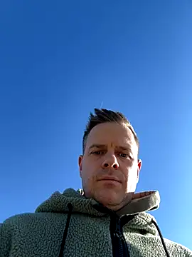 Snapshot of Danii0790 chatting on 10.18.25 Danii0790 online show from 10.18.25