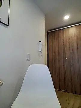 Evehampy online show from 10.26.25