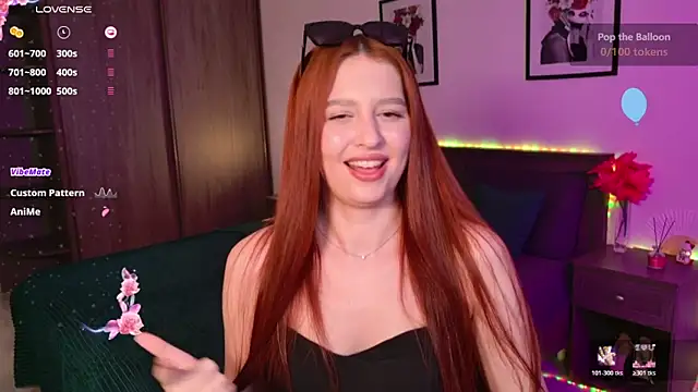 EleanorePeach online show from 05.08.26
