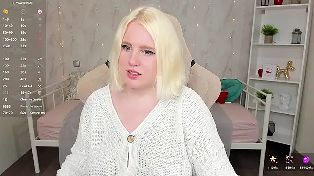 art lovee online show from 01.23.25