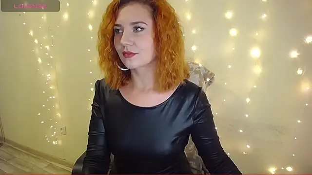 Snapshot of RedHeadSTARx chatting on 01.31.25 RedHeadSTARx online show from 01.31.25