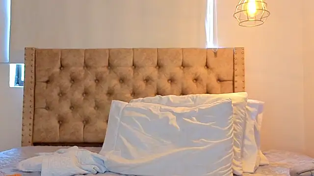 KeryHillson online show from 04.18.26