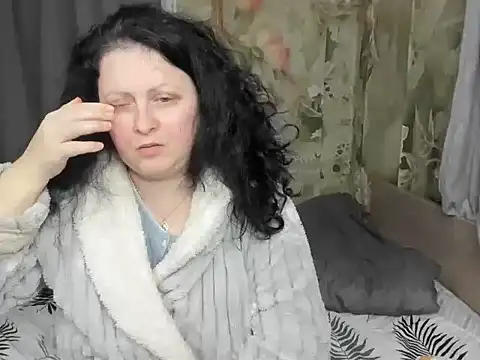 Lillian2 online show from 02.13.26