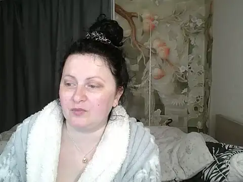 Snapshot of Lillian2 chatting on 06.09.26 Lillian2 online show from 06.09.26