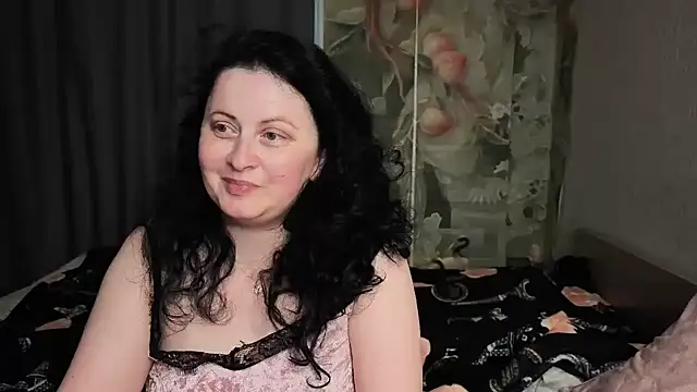 Lillian2 online show from 06.16.26