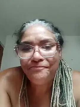 Delicy1 online show from 01.04.25