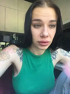 Snapshot of Queen_of_pain chatting on 06.17.26 Queen of pain online show from 06.17.26