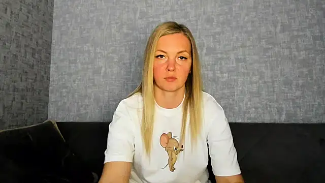 iam Venus online show from 05.18.26