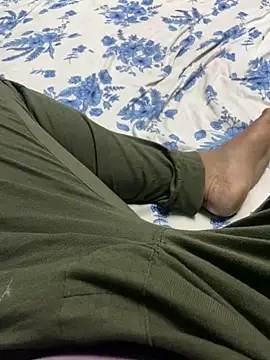 Snapshot of Honeydick7 chatting on 02.16.25 Honeydick7 online show from 02.16.25