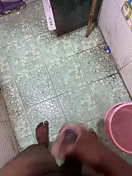 Snapshot of Honeydick7 chatting on 03.18.25 Honeydick7 online show from 03.18.25