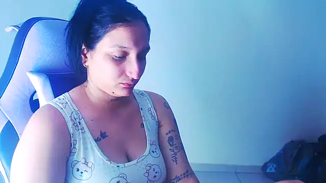 Snapshot of liz_dirty chatting on 05.15.26 liz dirty online show from 05.15.26