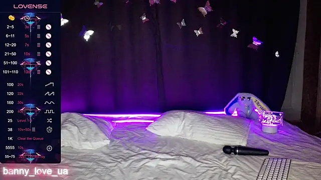 intolerable girl online show from 01.11.25