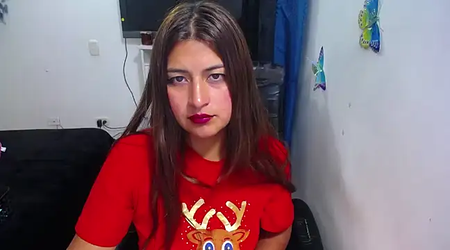 Snapshot of Yunhot_ chatting on 12.19.24 Yunhot  online show from 12.19.24