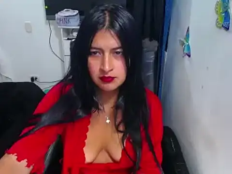 Snapshot of Yunhot_ chatting on 02.16.25 Yunhot  online show from 02.16.25