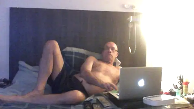 Snapshot of dazuk4513 chatting on 07.12.26 dazuk4513 online show from 07.12.26