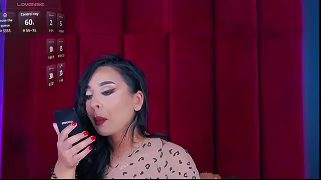 MadyLuxxx online show from 06.11.26