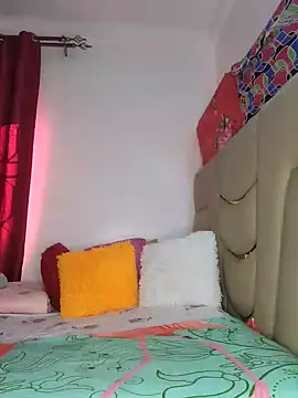 NicRaisaa online show from 02.05.26