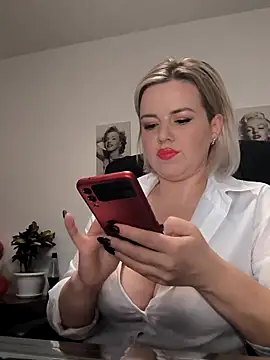 Ladykaos online show from 11.25.25