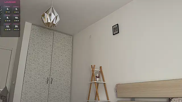 neon demon online show from 12.04.24