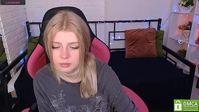 Grace and  Jacob online show from 01.12.25