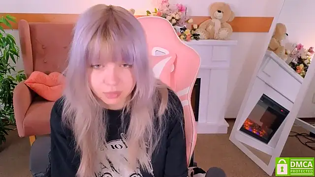 Grace and  Jacob online show from 11.15.25