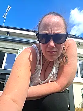 Wisie Cutie online show from 03.29.26