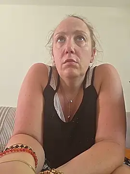 Wisie Cutie online show from 05.26.26