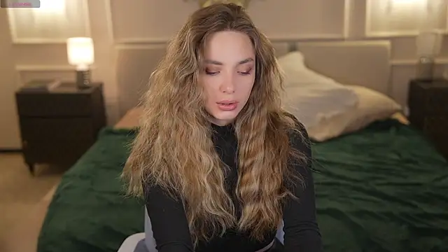 Kisasolo online show from 02.25.26