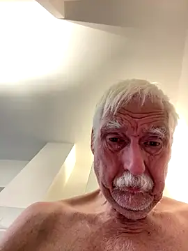 Steffibi1954 online show from 11.14.25