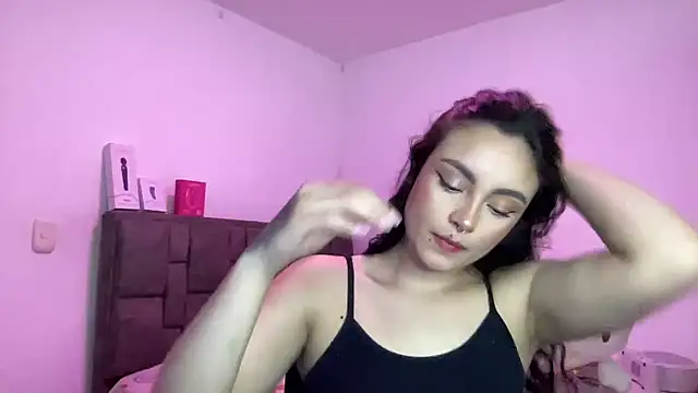 Snapshot of salome_polaniiee chatting on 06.27.26 salome polaniiee online show from 06.27.26