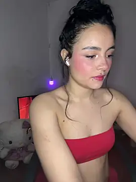 Snapshot of salome_polaniiee chatting on 07.23.26 salome polaniiee online show from 07.23.26