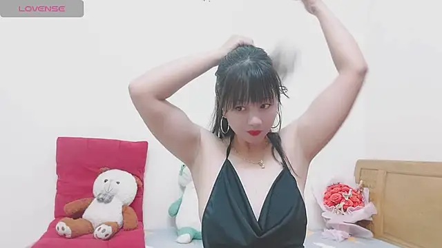 Snapshot of Holygirlsweet777 chatting on 02.12.25 Holygirlsweet777 online show from 02.12.25