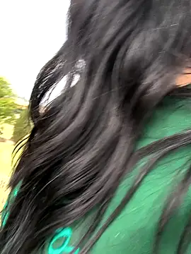 i am nina  online show from 02.06.25