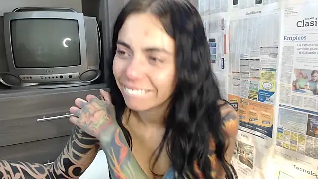 i am nina  online show from 02.25.25