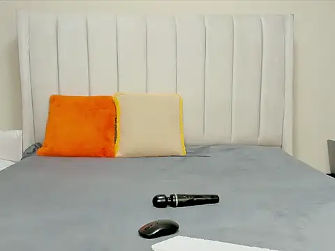  heavenlysent online show from 09.20.25