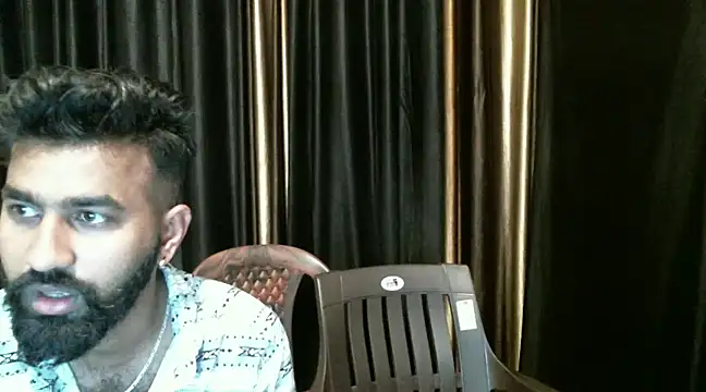 Snapshot of indian2 chatting on 12.21.24 indian2 online show from 12.21.24