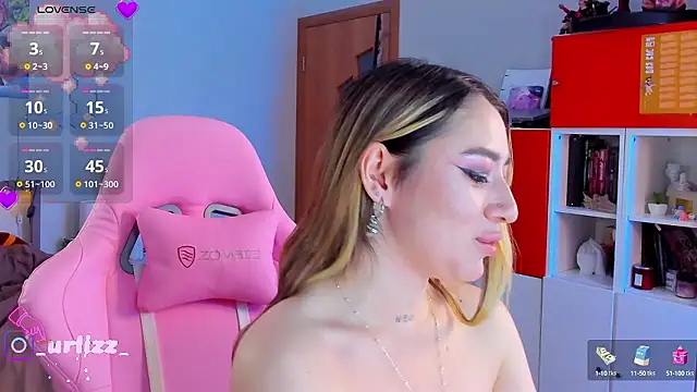 Snapshot of Fiona-Love chatting on 12.03.24 Fiona-Love online show from 12.03.24