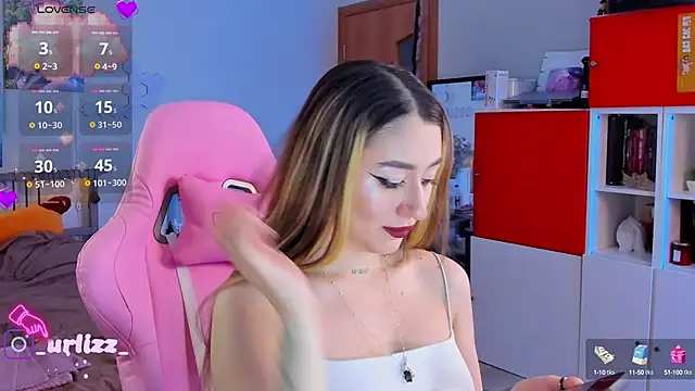 Snapshot of Fiona-Love chatting on 12.07.24 Fiona-Love online show from 12.07.24