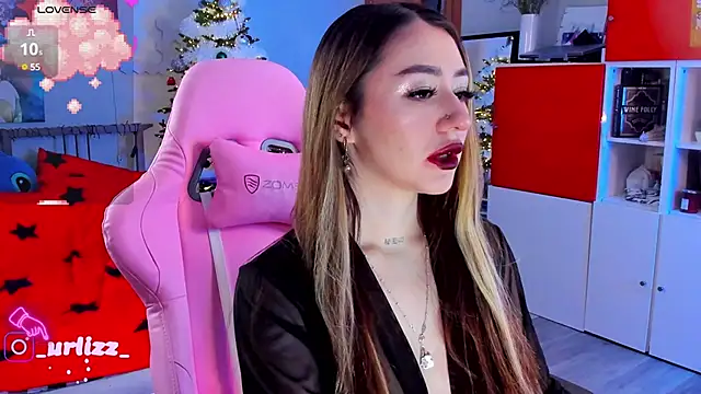 Snapshot of Fiona-Love chatting on 01.16.25 Fiona-Love online show from 01.16.25