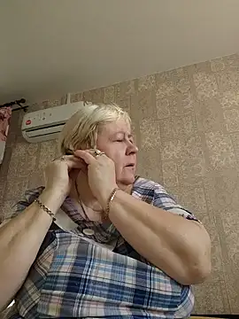 EffectFiona online show from 03.02.25