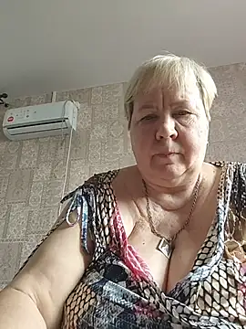 EffectFiona online show from 03.17.26