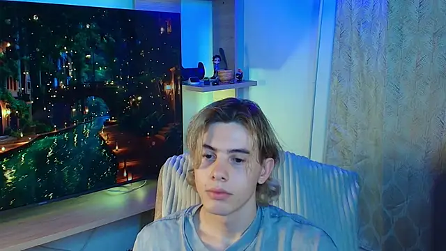 Snapshot of dimitri_tv chatting on 10.05.25 dimitri tv online show from 10.05.25