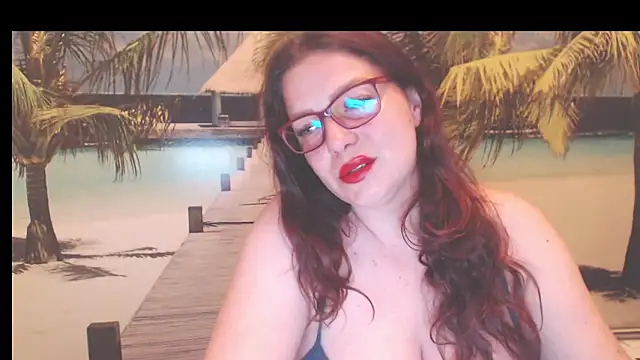 Snapshot of Queen__Natasha chatting on 06.18.26 Queen Natasha online show from 06.18.26