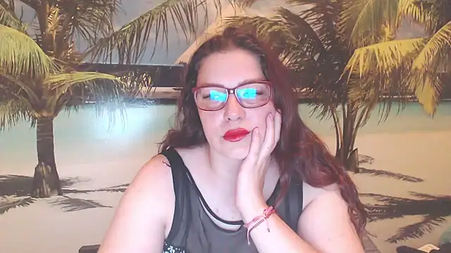 Snapshot of Queen__Natasha chatting on 08.04.26 Queen Natasha online show from 08.04.26