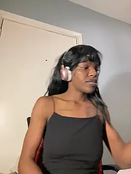 Snapshot of wishwashhy22 chatting on 02.21.25 wishwashhy22 online show from 02.21.25