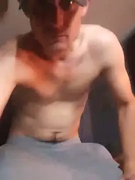 Snapshot of Midwestalpha chatting on 12.21.24 Midwestalpha online show from 12.21.24