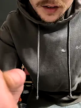 Snapshot of Midwestalpha chatting on 01.29.25 Midwestalpha online show from 01.29.25